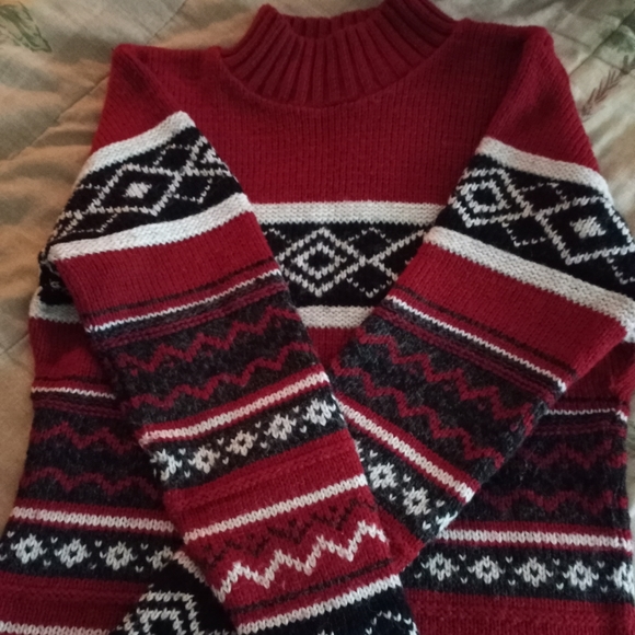 Sweater Bundle - Picture 4 of 9